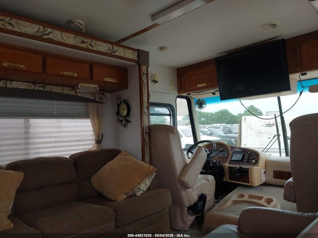 Ford F-550 Super Duty Stripped Chass