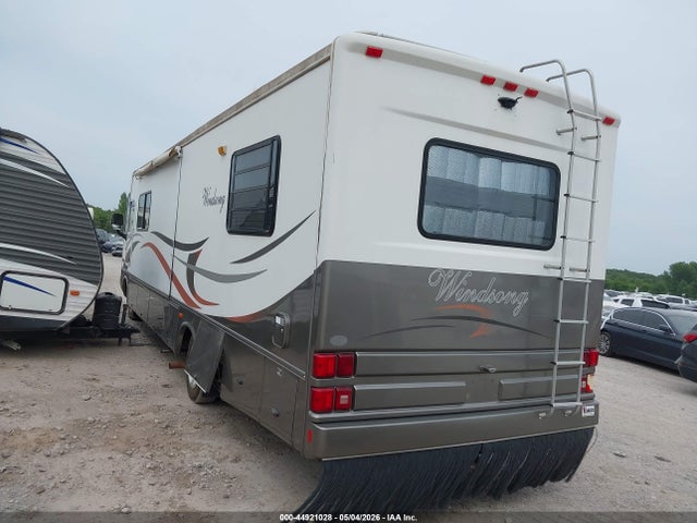 Ford F-550 Super Duty Stripped Chass