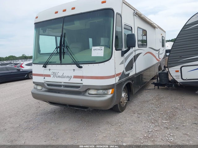 Ford F-550 Super Duty Stripped Chass