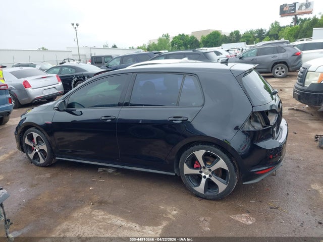 Volkswagen Golf 2.0t S 4-door