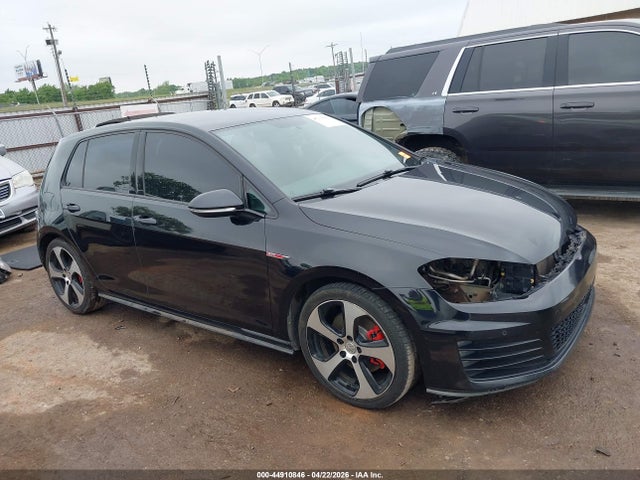 Volkswagen Golf 2.0t S 4-door