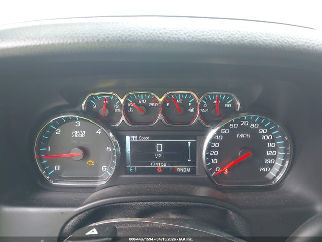 Chevrolet Suburban Lt