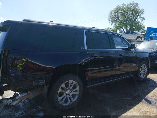 Chevrolet Suburban 1500 Ltz