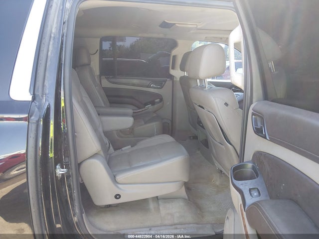 Chevrolet Suburban 1500 Ltz