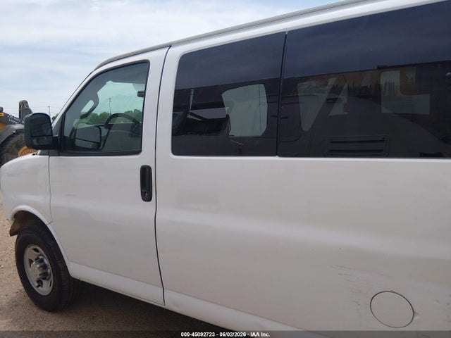 Chevrolet Express Lt