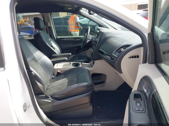 Dodge Grand Caravan Sxt
