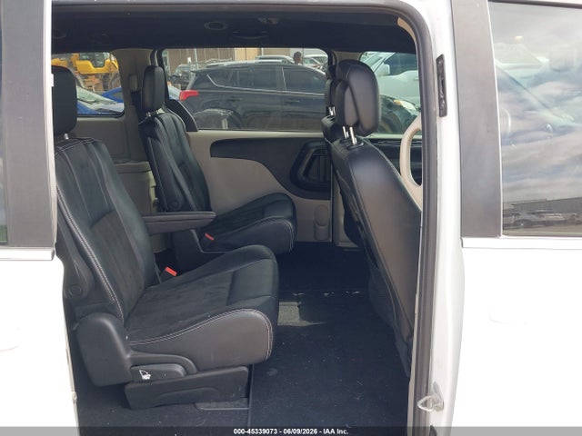 Dodge Grand Caravan Sxt