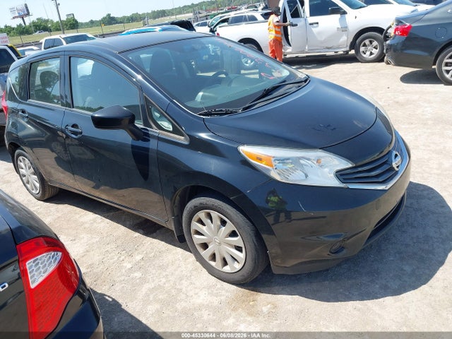 Salvage Nissan Versa Image