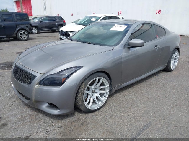 INFINITI G37 Sport