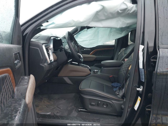 GMC Canyon 4wd  Short Box Denali