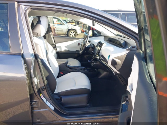 Toyota Prius Xle Awd-e
