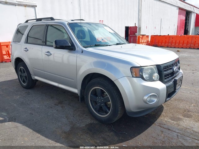 Salvage Ford Escape Image