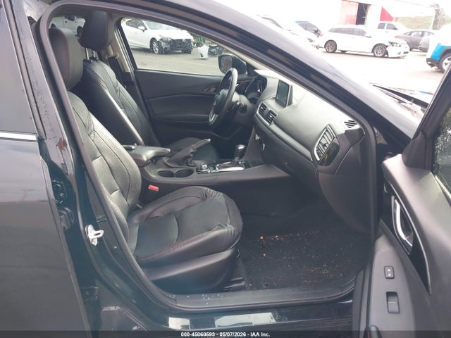 Mazda Mazda3 S Grand Touring