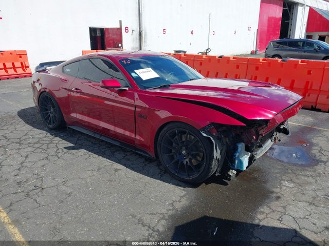 Salvage Ford Mustang Image