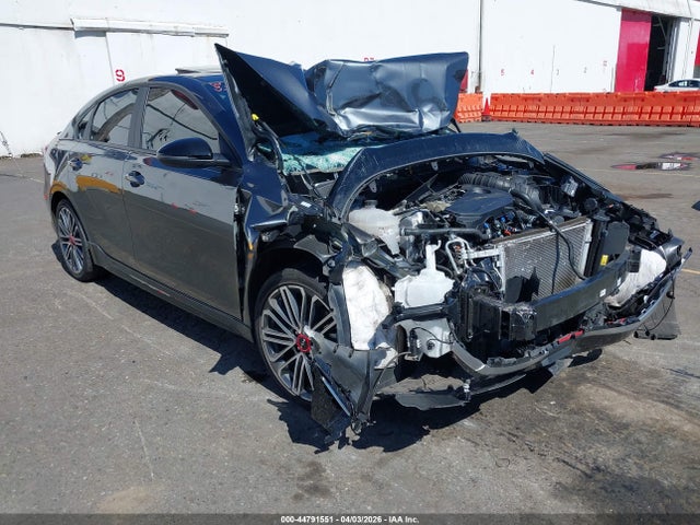 Salvage Kia Forte Image