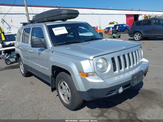 Salvage Jeep Patriot Image
