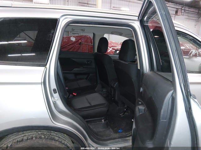 Mitsubishi Outlander Es