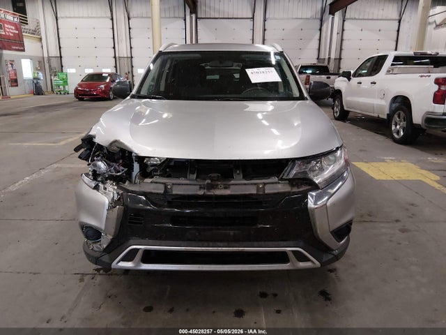 Mitsubishi Outlander Es