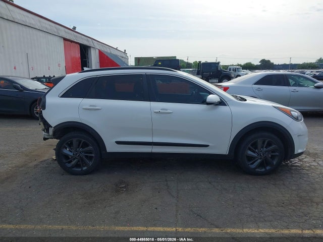 Kia Niro Ex
