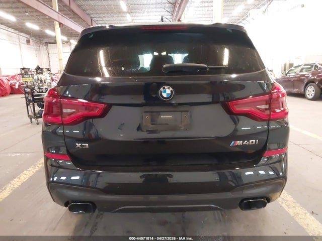 BMW X Series M40i