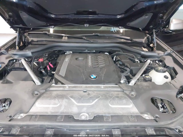 BMW X Series M40i