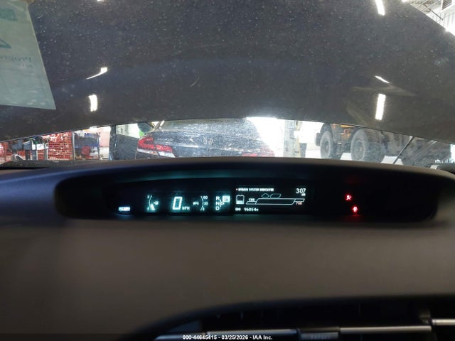 Toyota Prius Two
