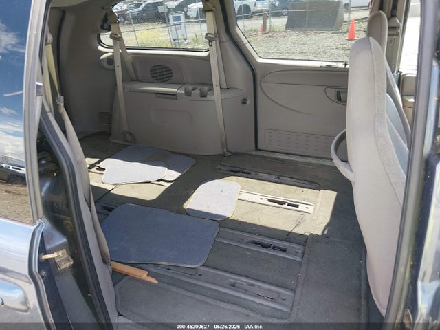 Chrysler Town & Country Lx