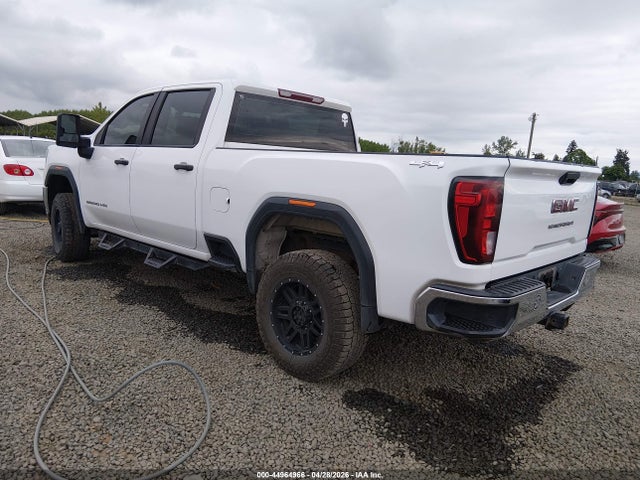 General Motors Sierra 2500HD 4wd  Standard Bed