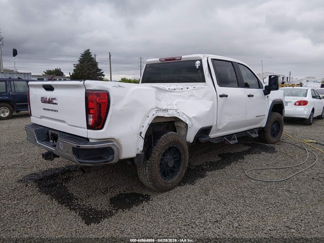 General Motors Sierra 2500HD 4wd  Standard Bed