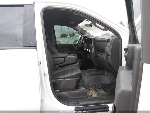 General Motors Sierra 2500HD 4wd  Standard Bed