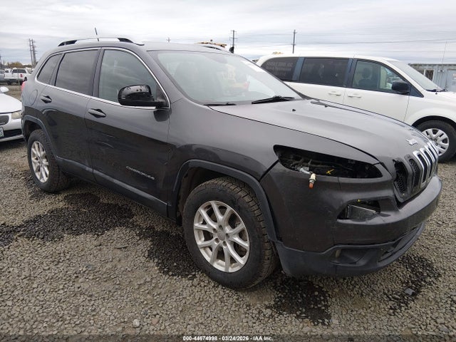 Salvage Jeep Cherokee Image