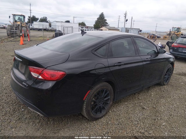 Chrysler 200 S