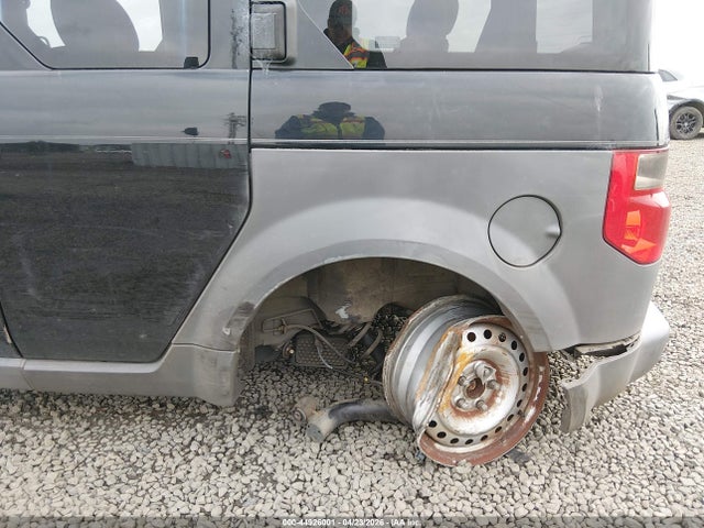 Honda Element Dx