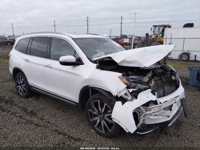 Salvage Honda Pilot Image