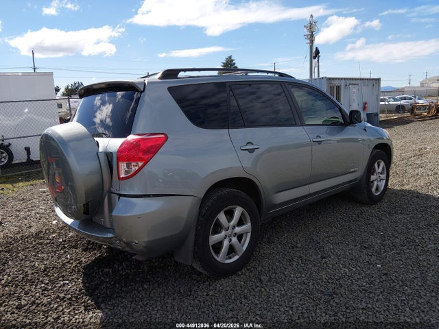 Toyota RAV4 Limited