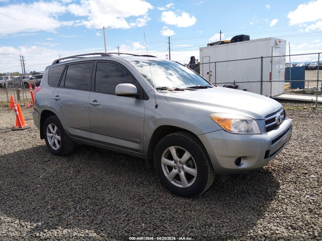 Salvage Toyota RAV4 Image