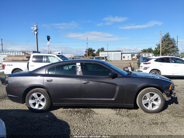 Dodge Charger Se