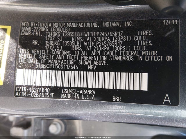 Toyota Highlander Base V6