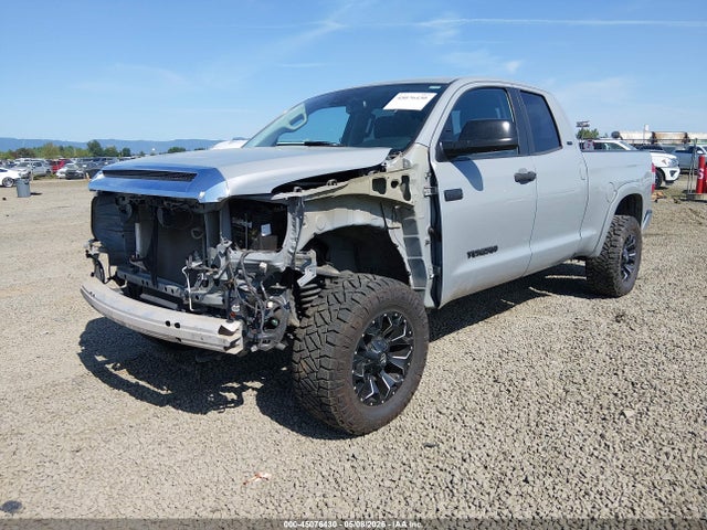 Toyota Tundra Sr5