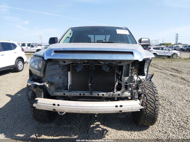 Toyota Tundra Sr5