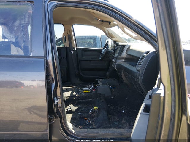 Ram 2500 Tradesman  4x4 6'4 Box