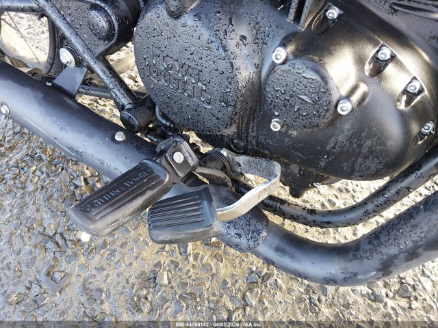 Royal Enfield Motors Classic 350