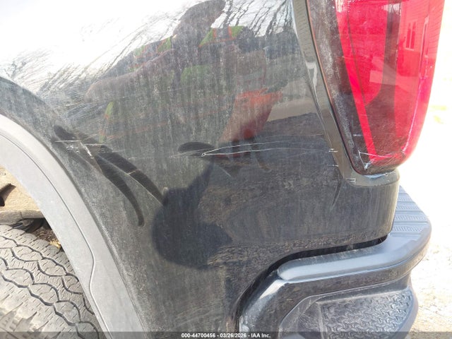GMC Sierra 1500 4wd  Short Box At4
