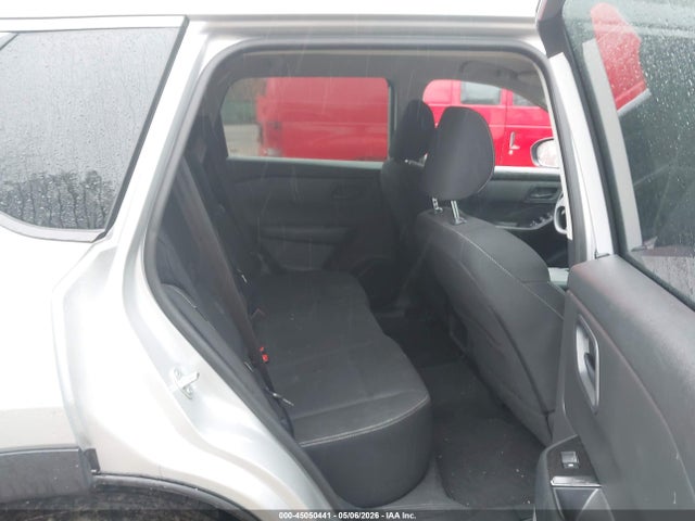 Nissan Rogue S Intelligent Awd