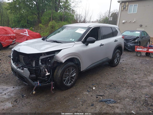 Nissan Rogue S Intelligent Awd