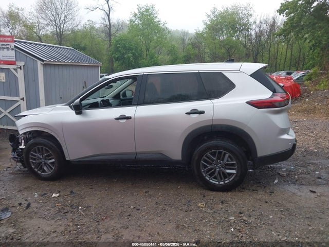Nissan Rogue S Intelligent Awd