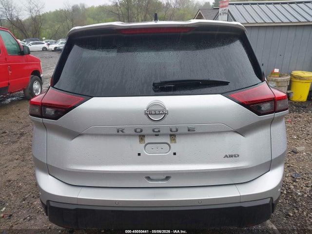 Nissan Rogue S Intelligent Awd