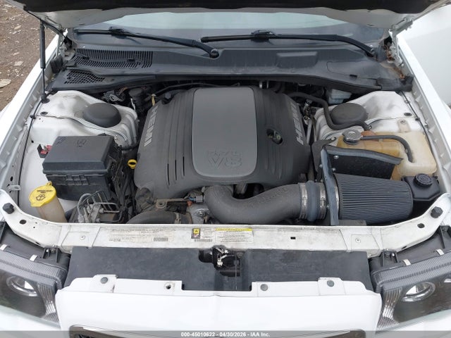 Chrysler 300c V8