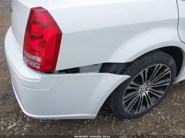 Chrysler 300c V8