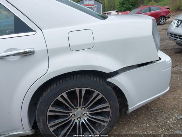 Chrysler 300c V8
